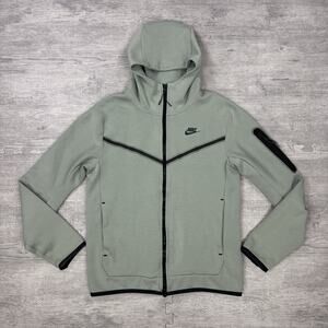 RARE Nike Sportswear Tech Fleece Hoodie Men S Small 'Mica Green' CU4489-330 EUC